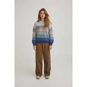 Luxzuz One Two Fl�js Buks