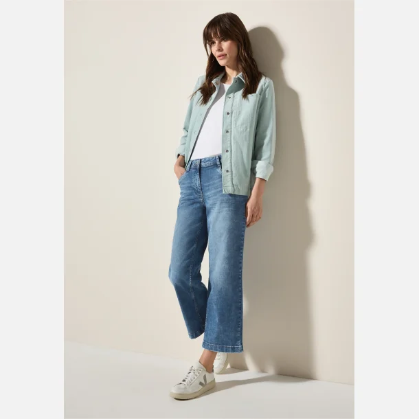 Cecil buks, L�ngde 26