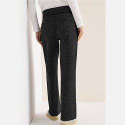 Cecil Buks, Lngde 30