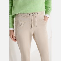 Cecil Buks, L�ngde 28