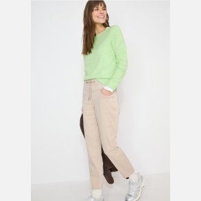 Cecil Buks, L�ngde 28