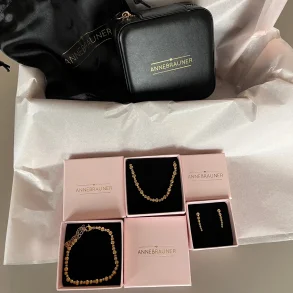 ANNEBRAUNER Ball Gave�ske forgyldt St�l
