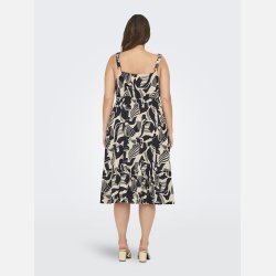 Only Carmakoma Kjole