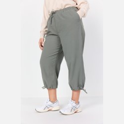 Wasabi Capri Buks