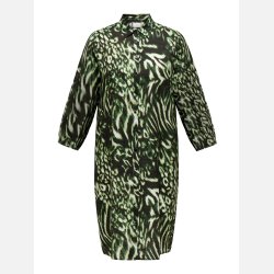 Only Carmakoma Kjole